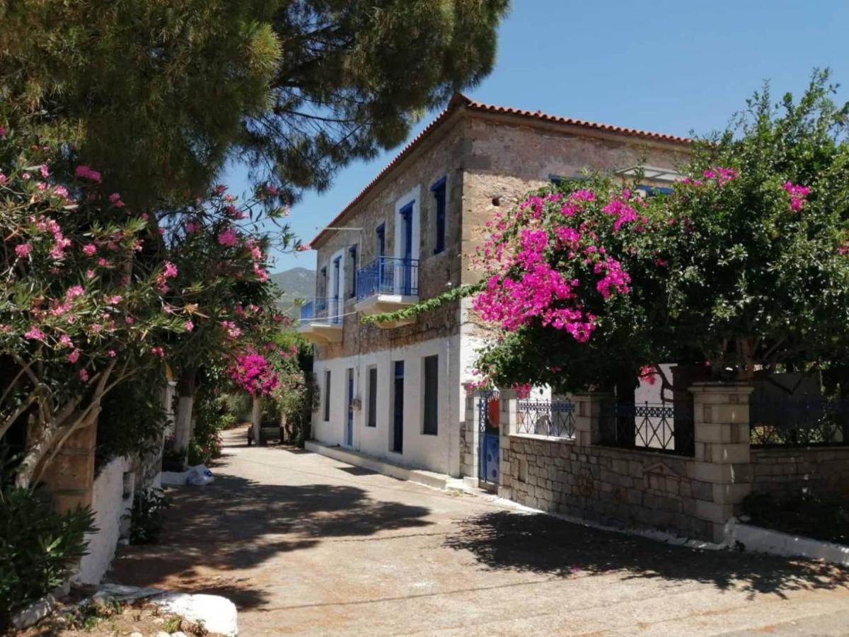 Apartamento Veneto's Garden Kardamyli Exterior foto