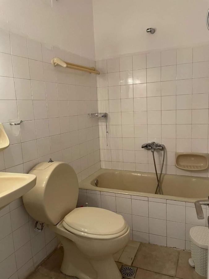 Apartamento Veneto's Garden Kardamyli Exterior foto